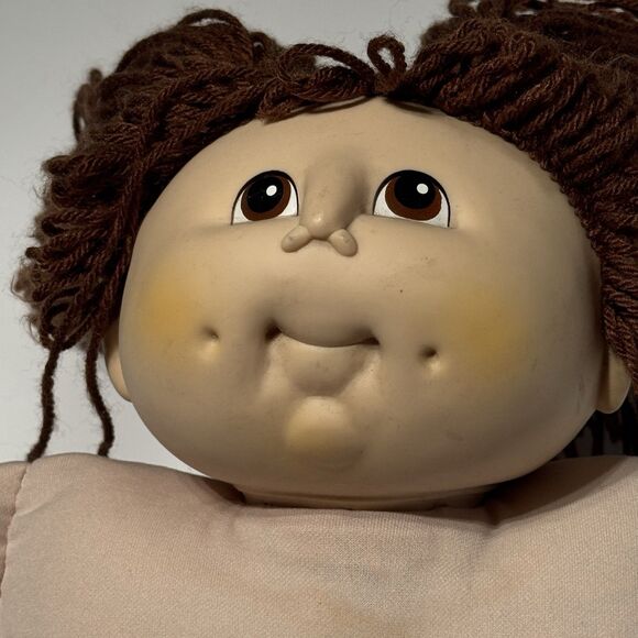 Vintage Cabbage Patch Baby Doll Brunette Brown Poodle Hair Dimple 1984 Soft Body - Picture 9 of 11